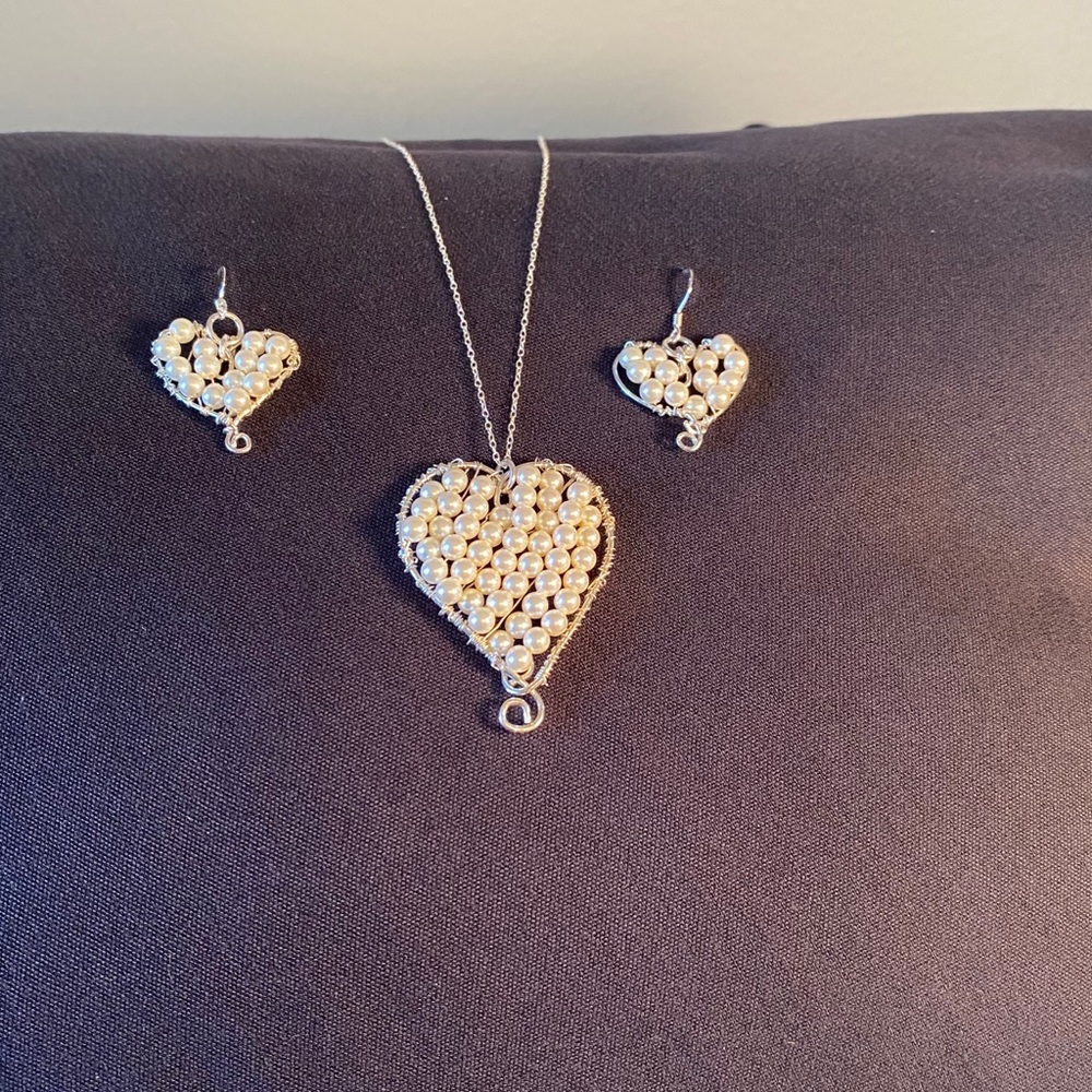 Earring And Necklace